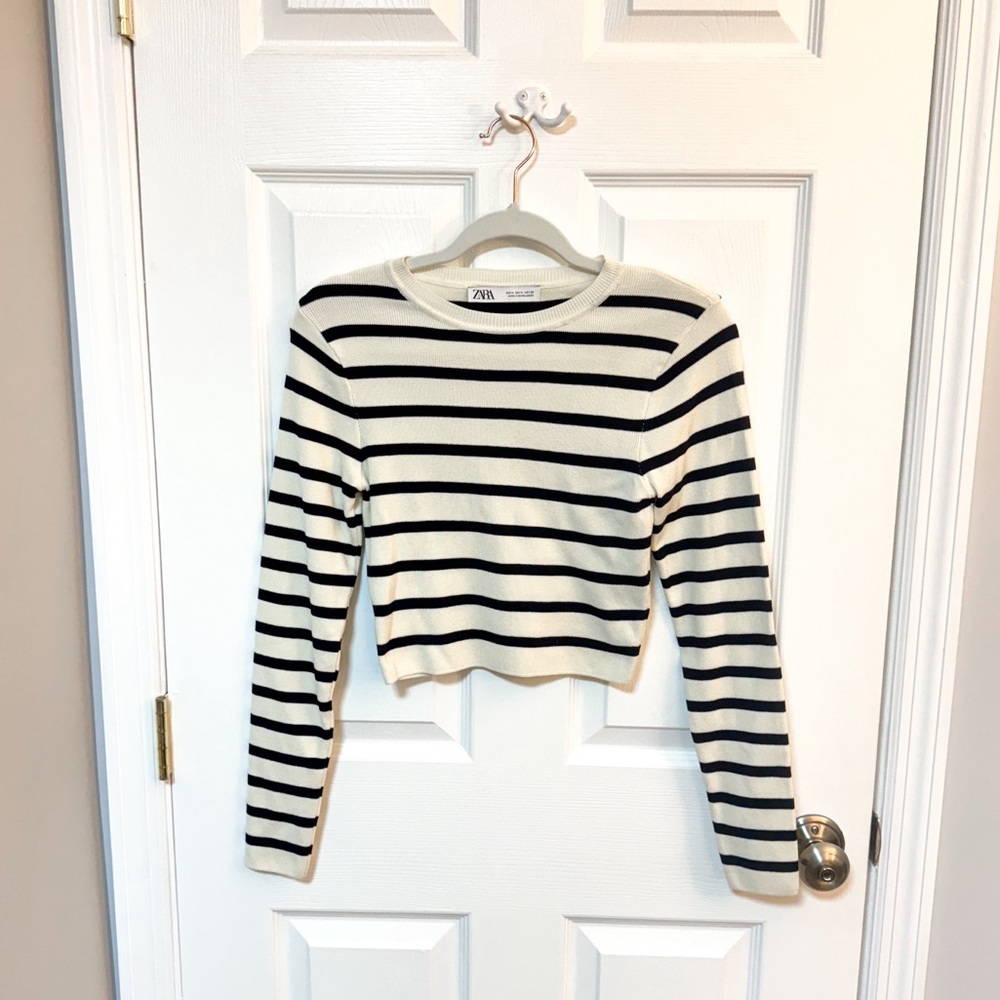 ZARA Women's Striped Long Sleeve Sweater